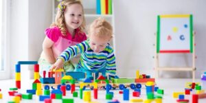 can kids have too many toys (1)