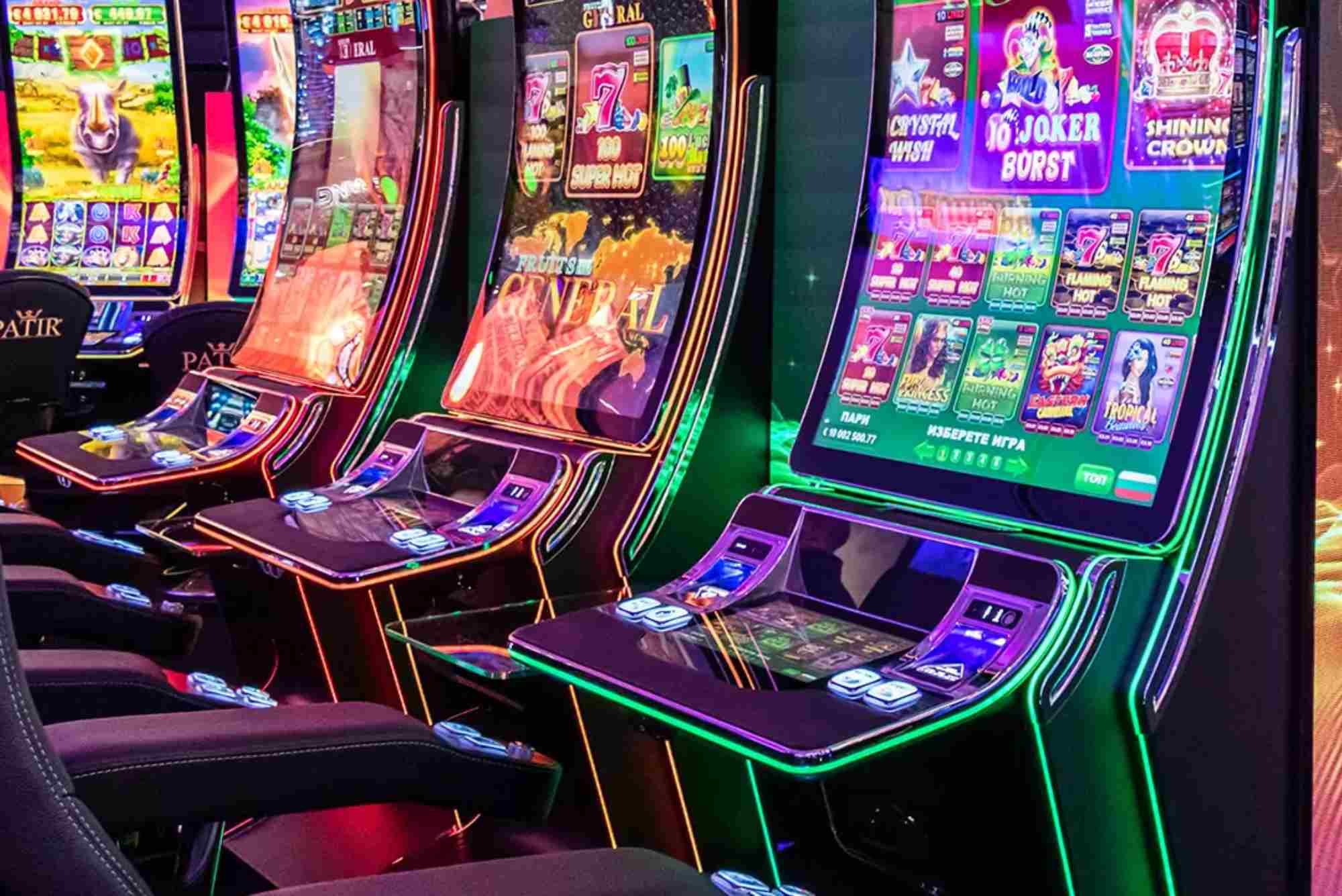 What are smart bet strategies in slots?